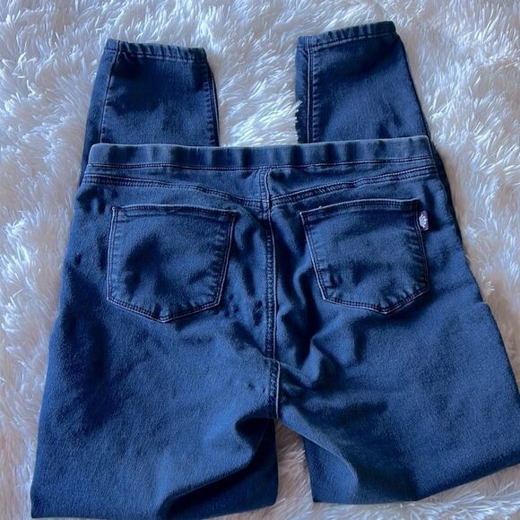 Slim Fit Skinny Midrise Lightweight Denim Jeggings - Picture 8 of 12